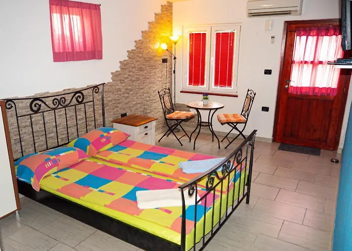 Synergy Deluxe Apartments